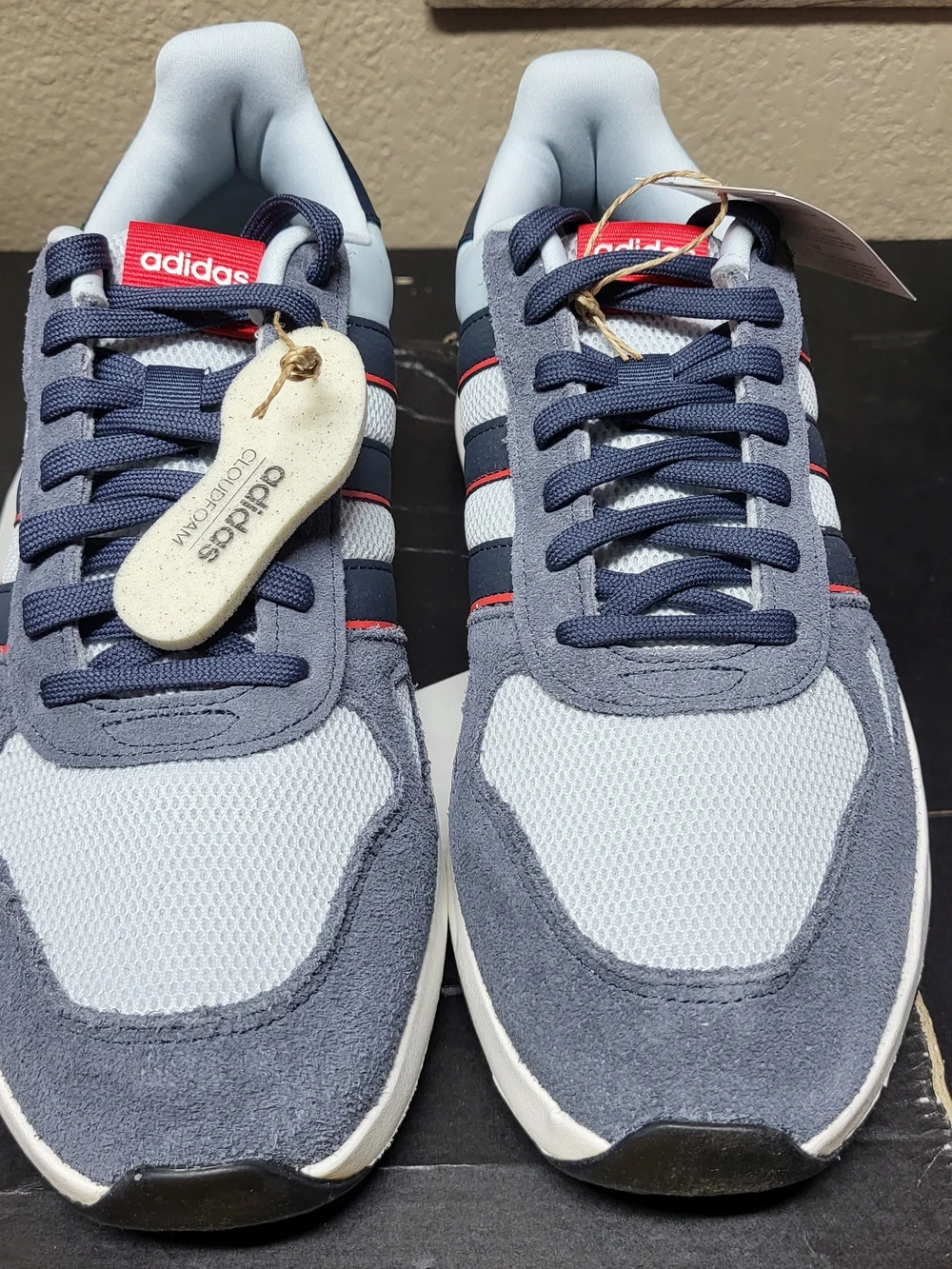 *NEW* Adidas Run 84 Navy/Gray/White/Red Running Shoes Size Men 9.5 Women 10.5